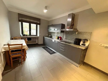 Moradia geminada com 4 quarto(s) para venda em Rumelange