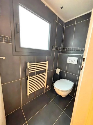 Moradia geminada com 4 quarto(s) para venda em Rumelange