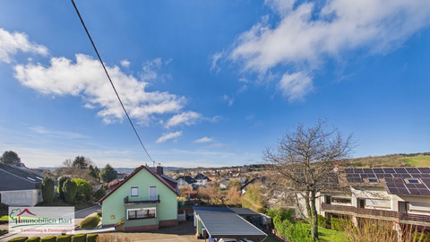 Moradia com 4  quarto(s) para venda em Greimerath