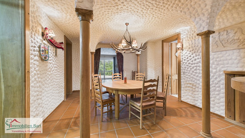 Moradia com 7  quarto(s) para venda em Hausbach