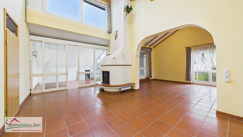 Moradia com 7  quarto(s) para venda em Hausbach