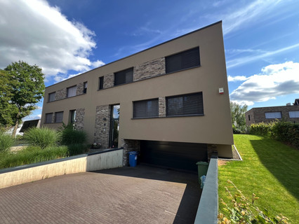 Semi-detached with 4 bedroom(s) to sell in Bridel