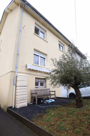 Moradia geminada com 4 quarto(s) para venda em Hussigny-Godbrange