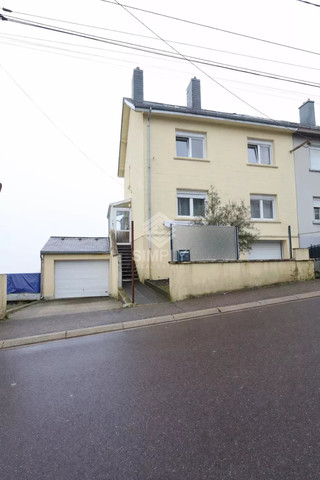 Moradia geminada com 4 quarto(s) para venda em Hussigny-Godbrange