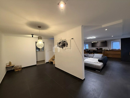 House with 6 bedroom(s) to sell in Basbellain