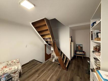 House with 6 bedroom(s) to sell in Basbellain