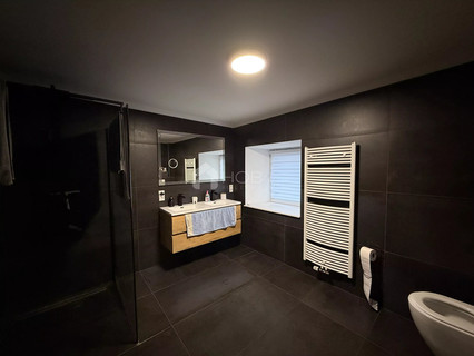 House with 6 bedroom(s) to sell in Basbellain