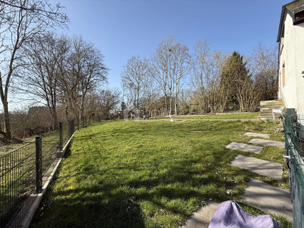 House with 6 bedroom(s) to sell in Basbellain