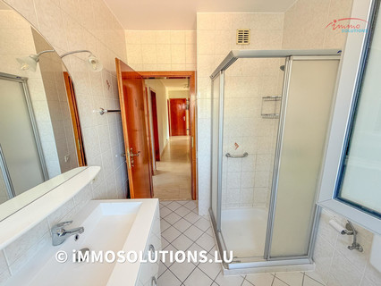 Apartamento com 3 quarto(s) para venda em Fentange