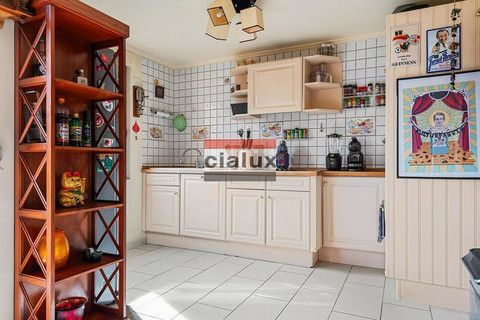 Casa senhorial com 4 quarto(s) para venda em Esch-sur-Alzette