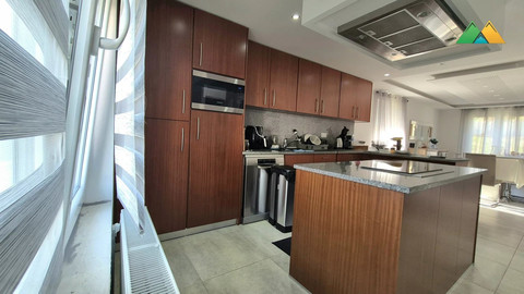 House with 4 bedroom(s) to sell in Mont-Saint-Martin