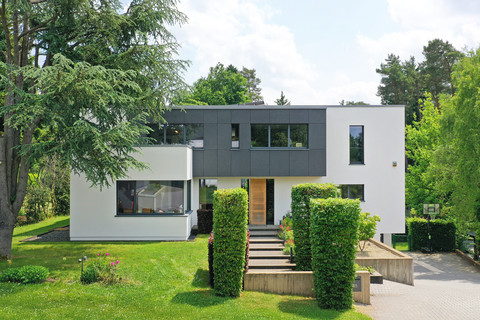 Villa with 6 bedroom(s) to sell in Kehlen