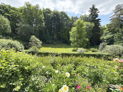 Villa with 5 bedroom(s) to sell in Kehlen