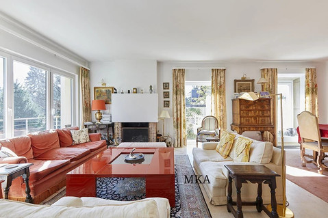 Villa with 5 bedroom(s) to sell in Kehlen