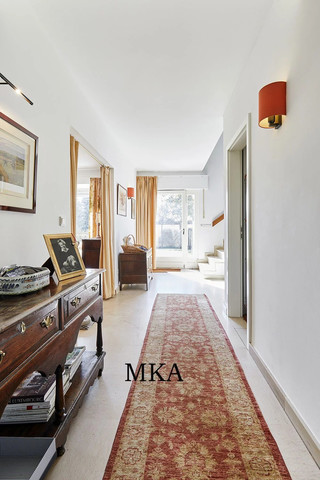 Villa with 5 bedroom(s) to sell in Kehlen