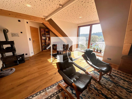 Moradia com 6 quarto(s) para venda em Hobscheid