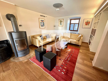 Moradia com 6 quarto(s) para venda em Hobscheid