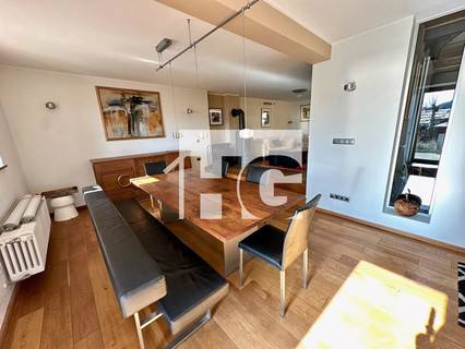 Moradia com 6 quarto(s) para venda em Hobscheid