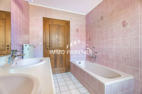 House with 5 bedroom(s) to sell in Huldange