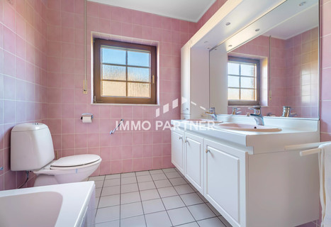 House with 5 bedroom(s) to sell in Huldange