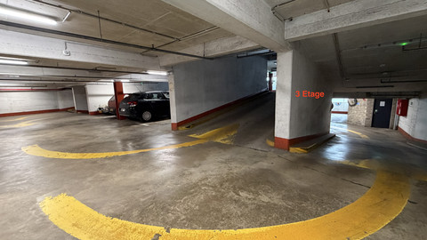 Car park to sell in Luxembourg-Gare