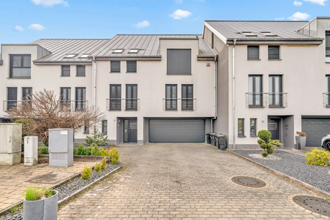 Apartamento com 3 quarto(s) para venda em Pettingen