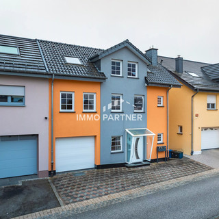 House with 7 bedroom(s) to sell in Wiltz