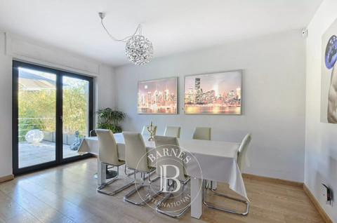 Vivenda com 6 quarto(s) para venda em Thionville