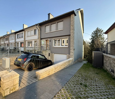 Moradia com 5 quarto(s) para venda em Luxembourg