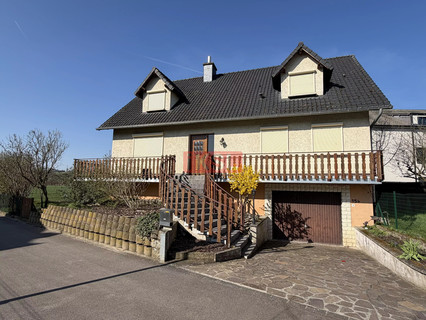 Moradia com 4 quarto(s) para venda em Mersch