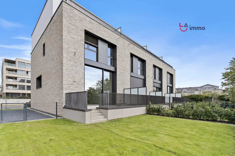 Maison 4 chambre(s) à vendre à Bertrange