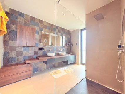 Villa with 4 bedroom(s) to sell in Noertzange