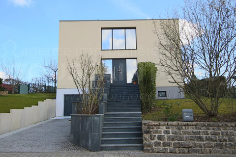 Maison 5 chambre(s) à vendre à Junglinster