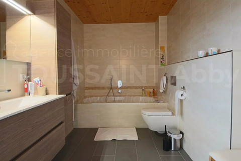 Maison 5 chambre(s) à vendre à Junglinster