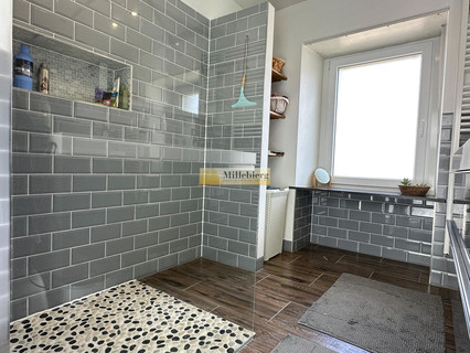 Duplex with 4 bedroom(s) to sell in Hollenfels