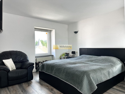 Duplex with 4 bedroom(s) to sell in Hollenfels