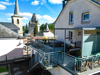 Duplex with 4 bedroom(s) to sell in Hollenfels