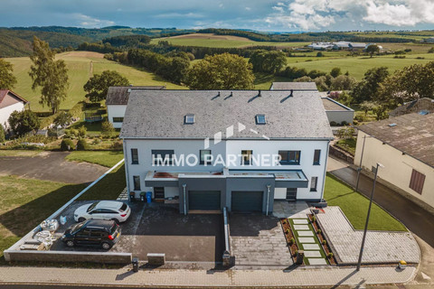 Semi-detached with 3 bedroom(s) to sell in Lieler