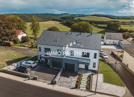 Semi-detached with 3 bedroom(s) to sell in Lieler