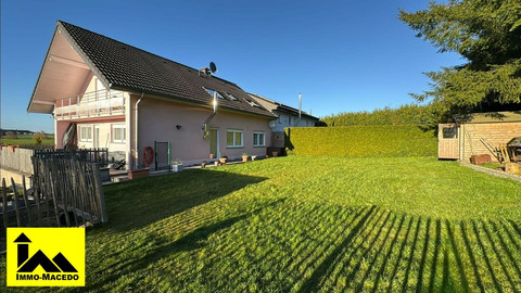 Semi-detached with 6 bedroom(s) to sell in Baschleiden