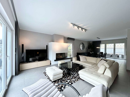 Moradia com 4 quarto(s) para alugar em Hesperange