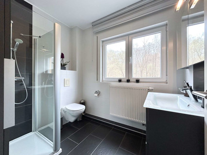 Moradia com 4 quarto(s) para alugar em Hesperange