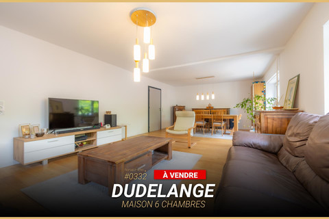 Moradia geminada com 6 quarto(s) para venda em Dudelange