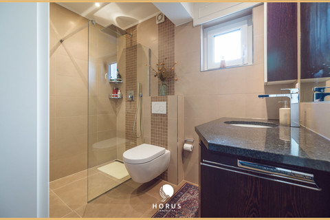 Moradia individual com 4 quarto(s) para venda em Hautcharage