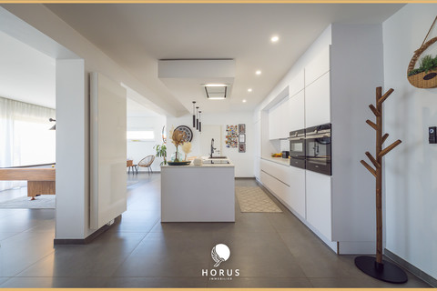 Moradia individual com 4 quarto(s) para venda em Hautcharage