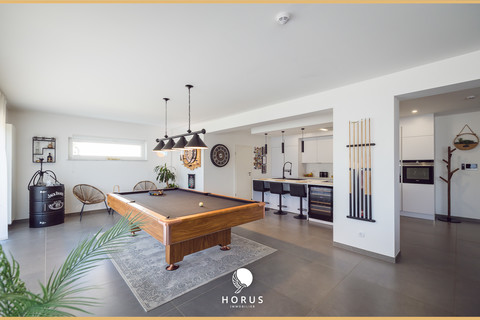 Moradia individual com 4 quarto(s) para venda em Hautcharage