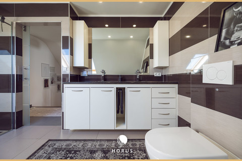 Moradia individual com 4 quarto(s) para venda em Hautcharage