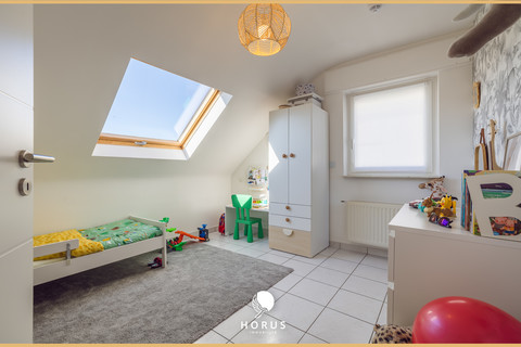 Moradia individual com 4 quarto(s) para venda em Hautcharage