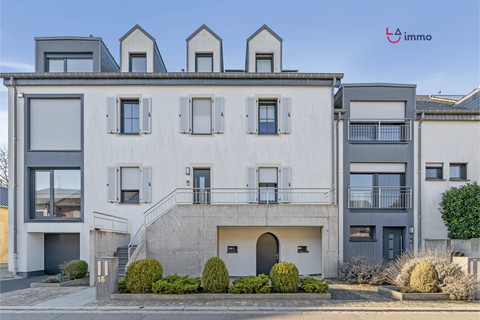 Triplex with 3 bedroom(s) to sell in Angelsberg