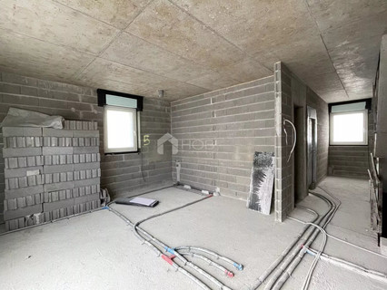 Moradia geminada com 3 quarto(s) para venda em Weicherdange